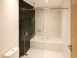Centro Residences (D20), Condominium #560071491
